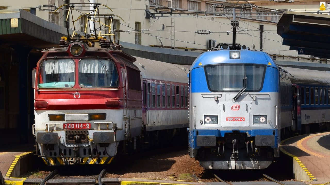 Vlaky Bratislava hlavná stanica (SK) - 4.7.2017 / Trains at Bratislava Main Station, Slovakia
