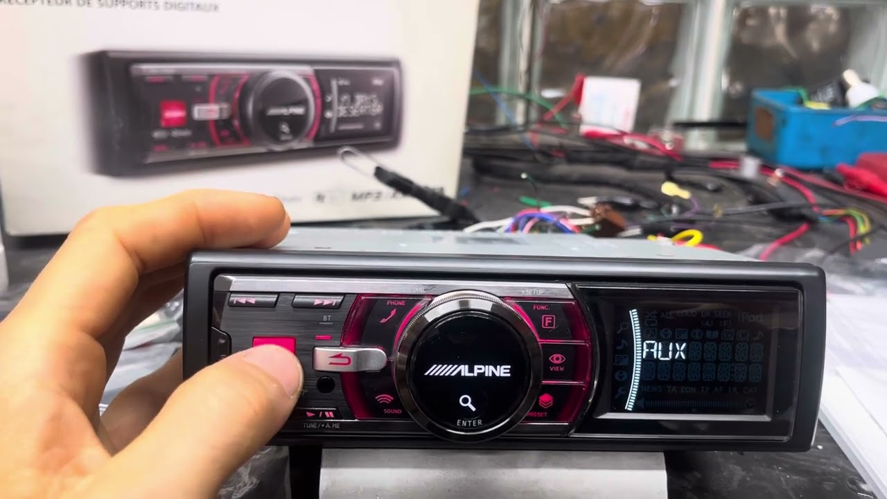 Alpine IDA-X300 disponível