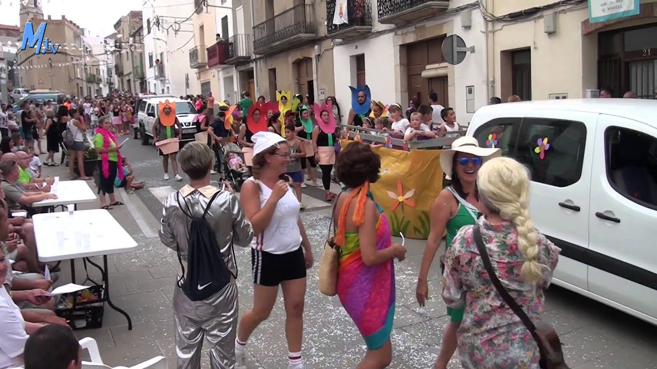 maestrat.tv - Festes de Rossell 2015 - Desfilada de Carrosses