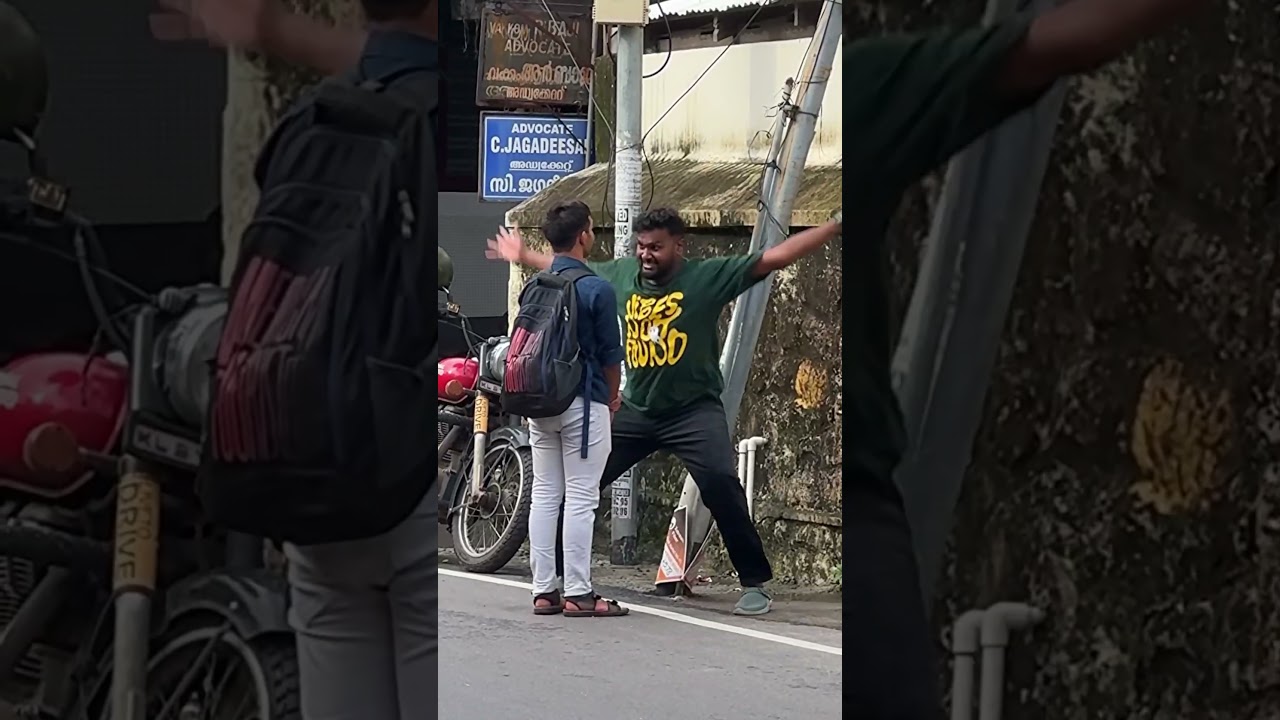 Joli kitty Prank 🤣 #shorts #maheenmachan #shortsvideo #trending