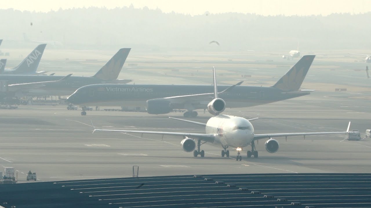 Tokyo Narita Airport LIVE Fedex MD-11 Thai A380 ANA Whale European Heavy Arrivals