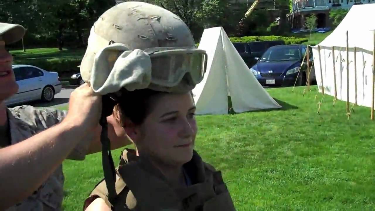 Marine Basic Infantry Gear in 1 Minute!