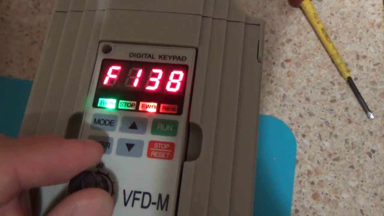 Инвертор Delta VFD-M