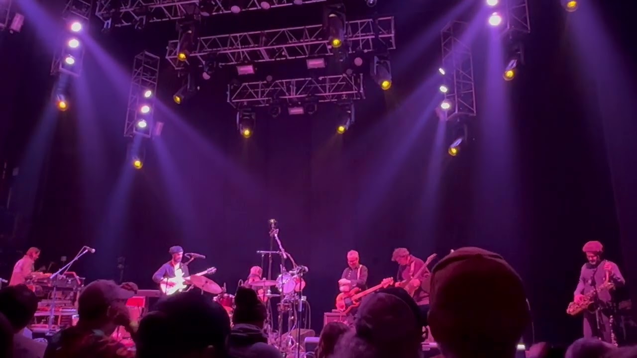 Joe Russo’s Almost Dead - My Brother Esau, Fire On The Mountain, The Race Is On - 2025-01-17