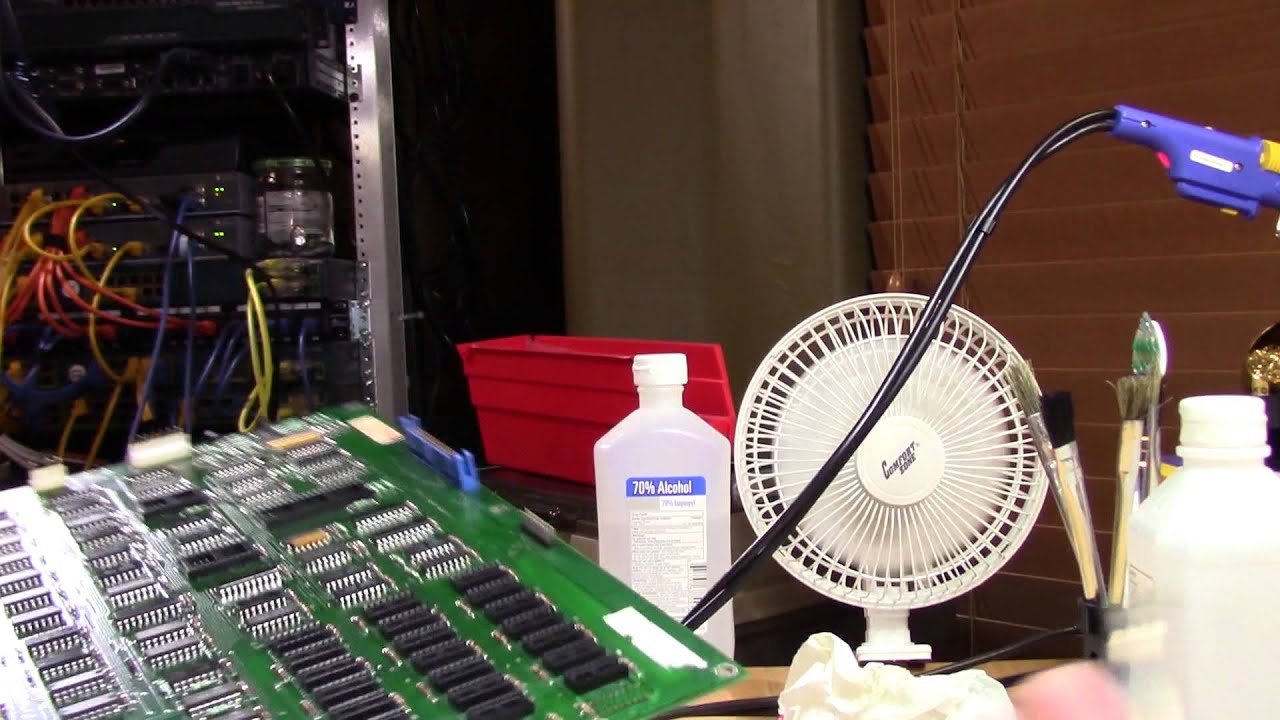 Tech - Williams Joust PCB Repair #2 - CPU RESET