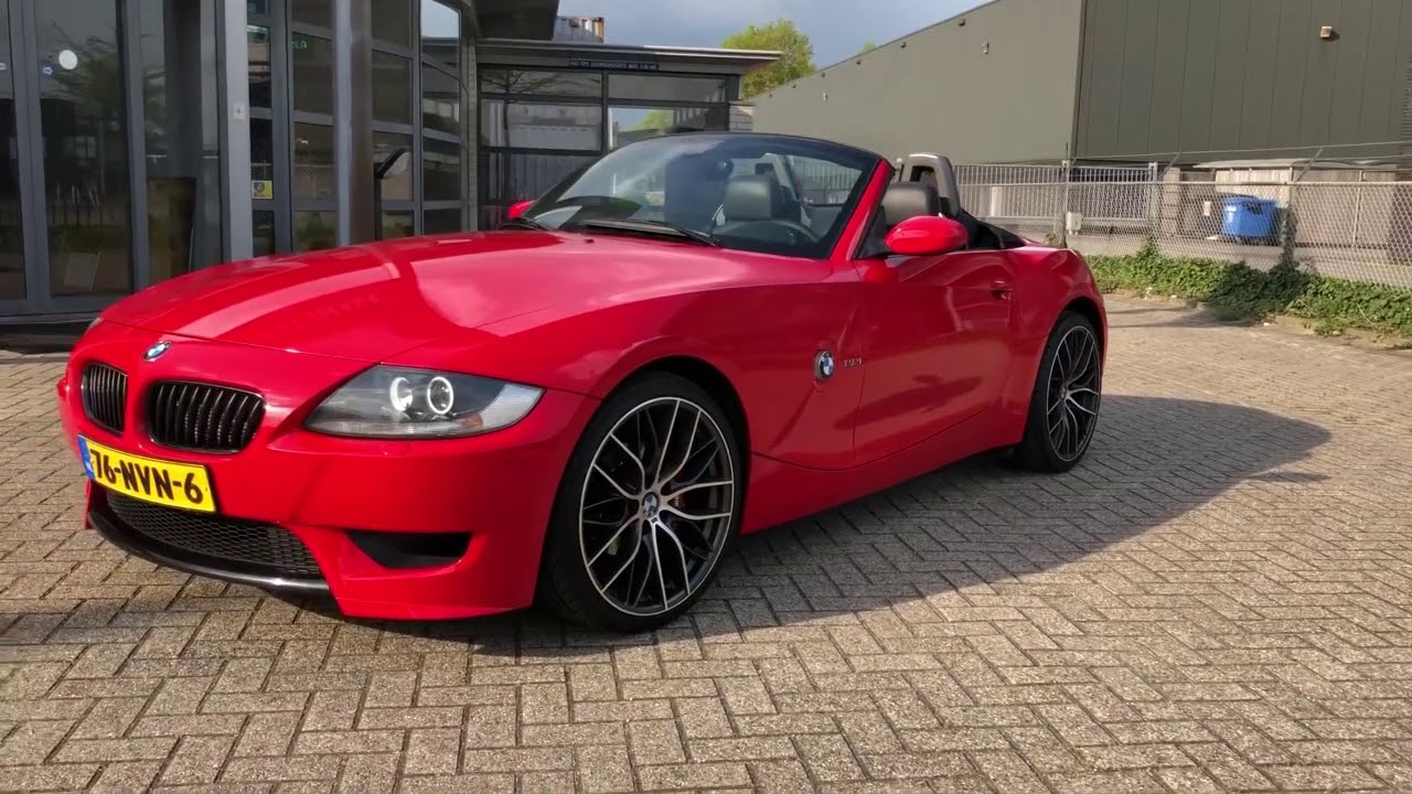 Bmw Z4 E85 Wrap in Avery Gloss Carmine Red