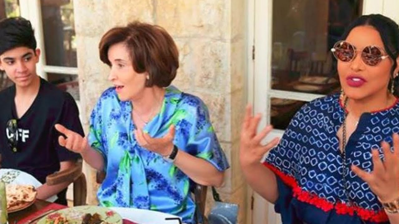 الفنانة أحلام في ضيافة والدة الملكة رانيا العبدالله ملكة الاردن على الغداء بعد حفل مهرجان جرش