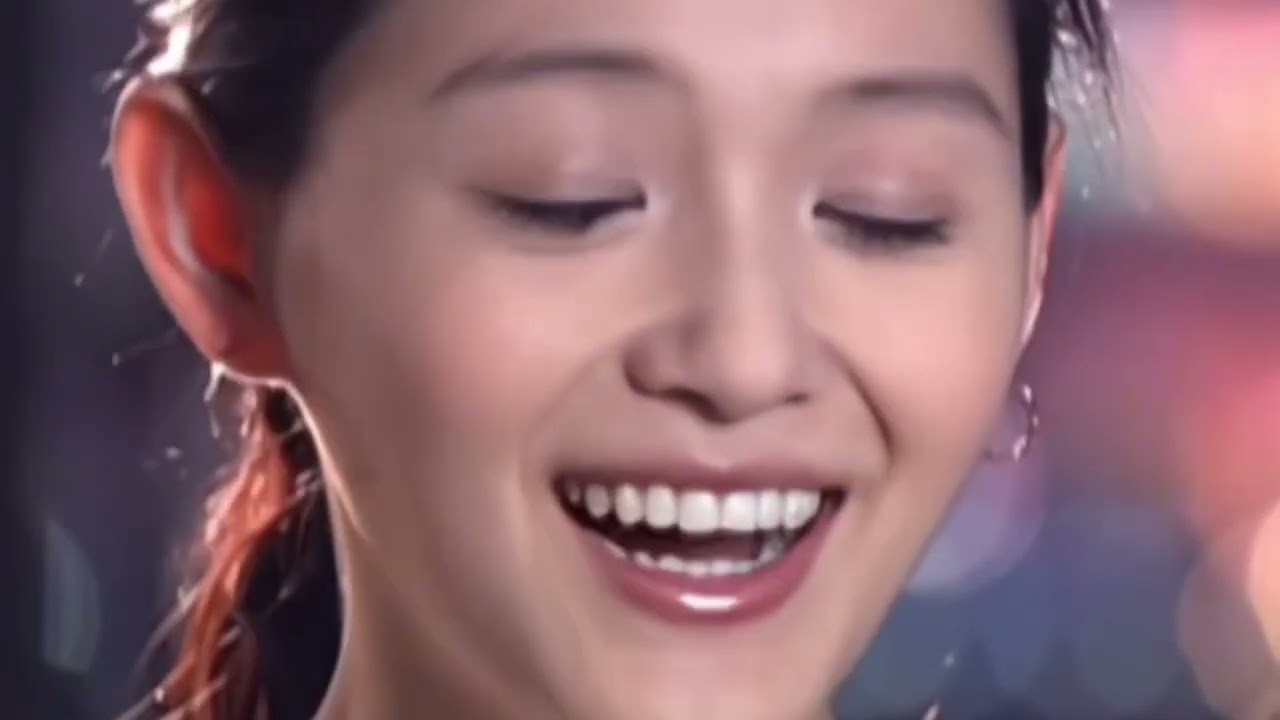 我记得你眼里的依恋（完整版）原唱：万芳/演唱：音乐磁场/演绎：大S徐熙媛“走在红尘俗世间，谁的呼唤飘在耳边，那么熟悉却又遥远，为什么痴心两处总难相见”#万芳#音乐磁场#大s