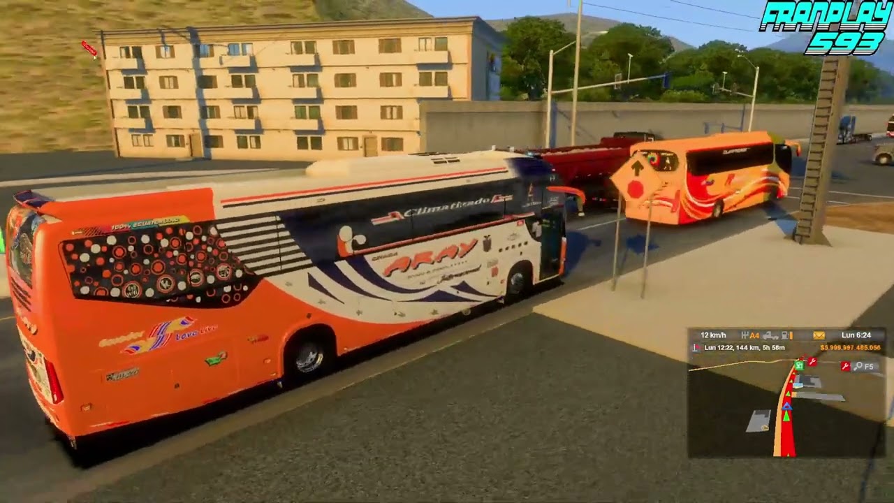 AVION DE TIERRA/ GUAYAQUIL - PORTOVIEJO/ COOP: ARAY #39/ MODELO VIP