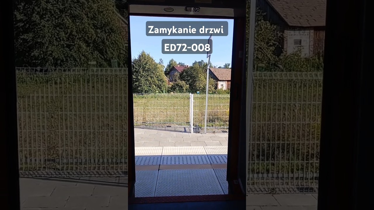 Buczek i zamykanie drzwi w ED72-008 Polregio #shorts #viral #trainspotting #train #pociągi #railway