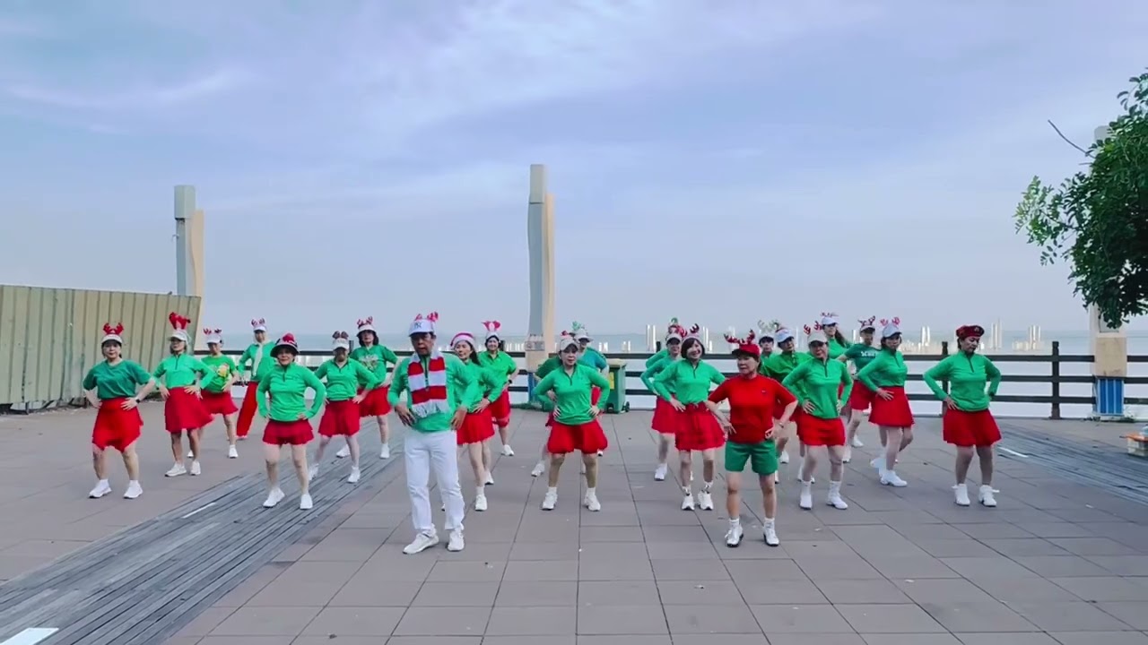 Jingle Bell Chrismas Times 2025, Demo By Ancol LineDance Group, Choreo: Adelaine Ade (INA)