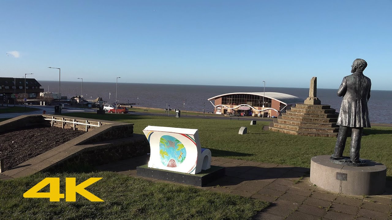 Hunstanton Walk: Town Centre & Beach【4K】