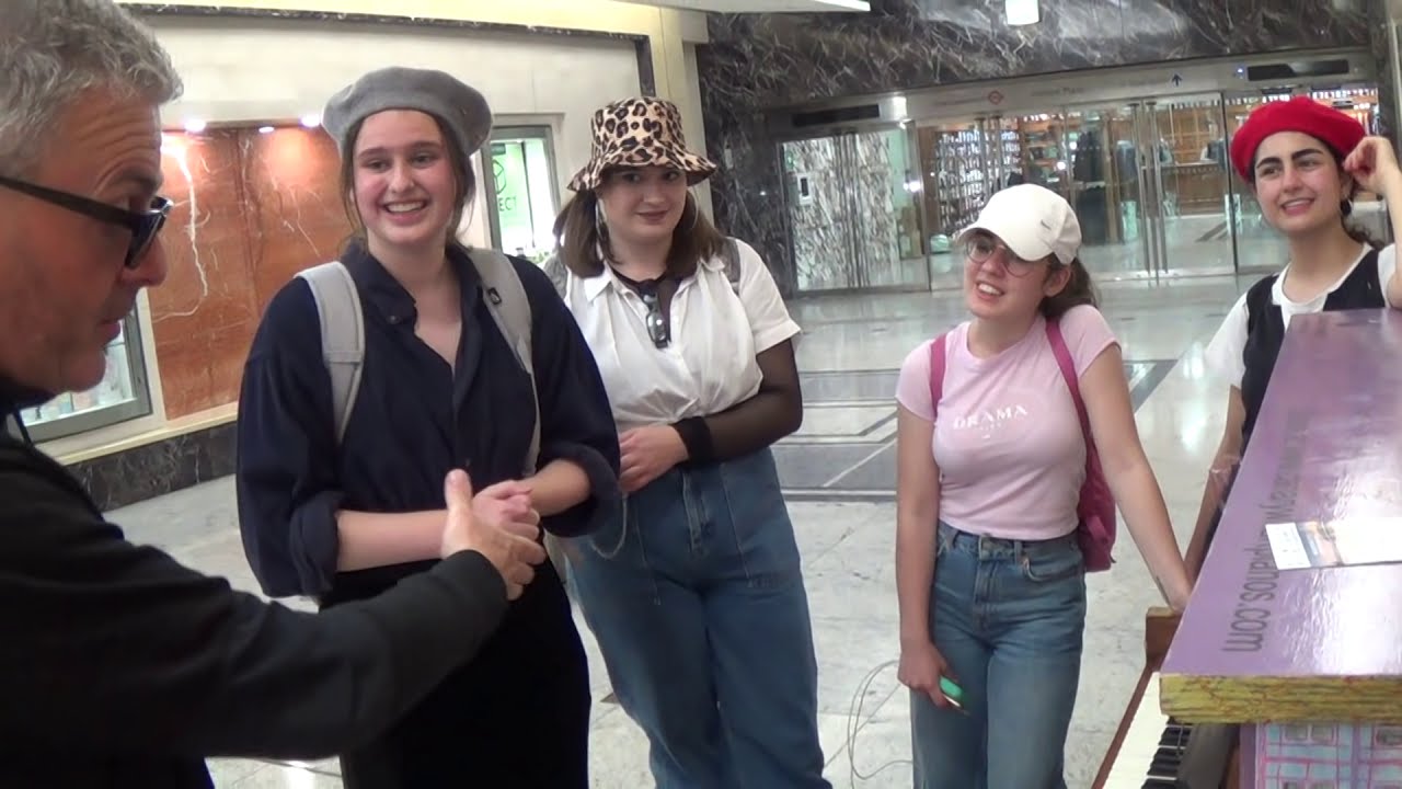 German Girls Get A Boogie Woogie Shock