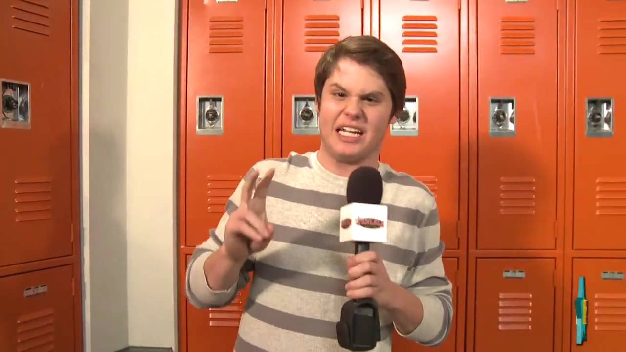 Matt Shively Gives Secrets from a Real Nickelodeon Set!