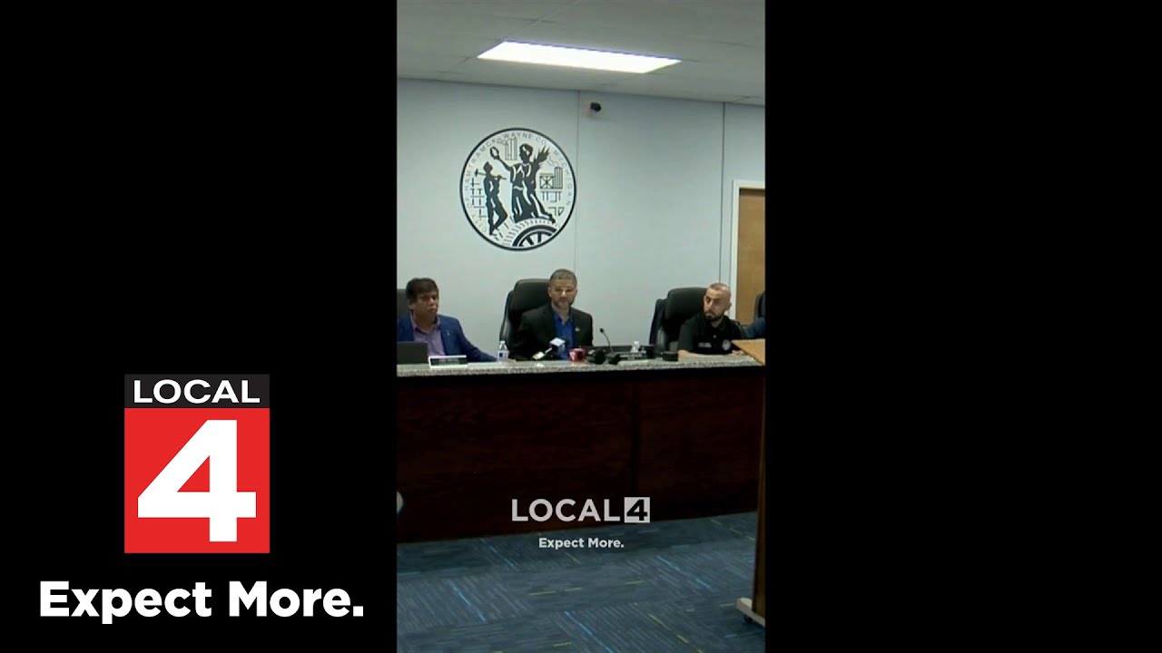 Despite public outcry, Hamtramck council votes not to oust embattled councilmen amid residency probe