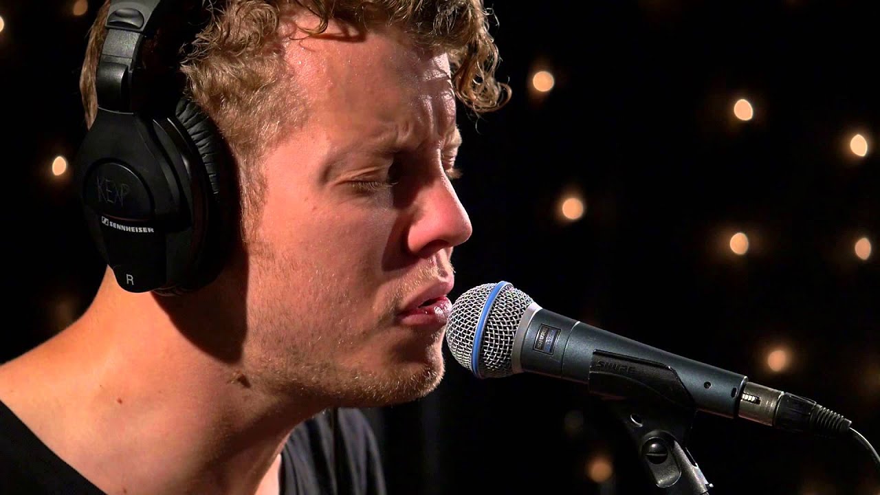 Anderson East - Find 'Em, Fool 'Em And Forget 'Em (Live on KEXP)