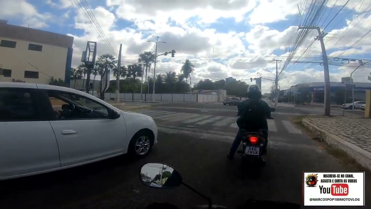 #passageira falo que tem medo pilotar moto,só vai na garupa da moto#