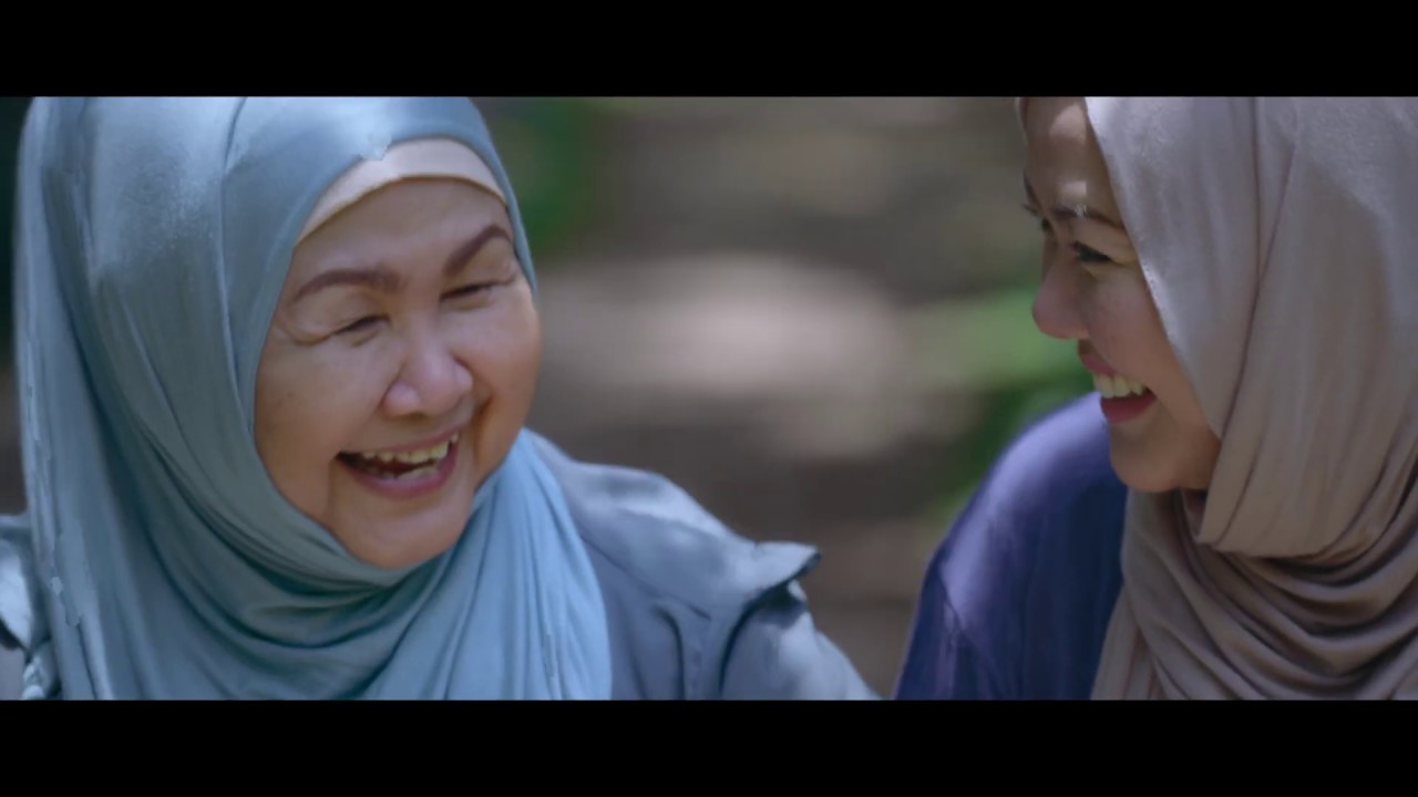 TENA Pants Web film “Potret Indah Bersama Mama”