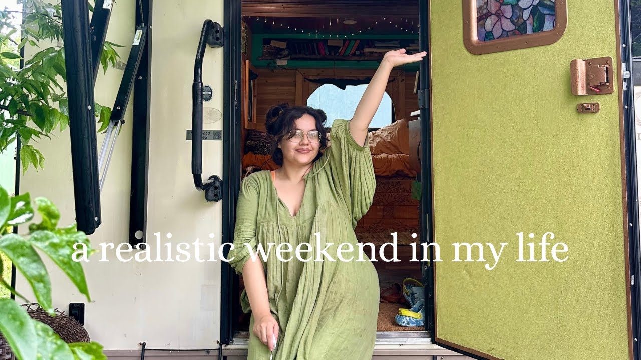 What it&rsquo;s like living full-time in a 280 sq ft camper as a 28 yo single mom