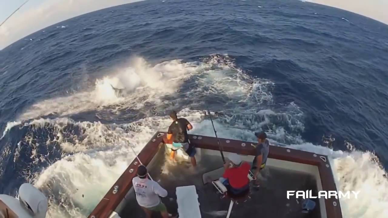 Ultimate Fails Compilation 2012    Best Fails of the Year!