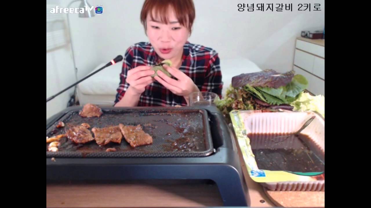 입짧은 햇님의 먹방~! 2016.01.06(돼지갈비2키로,삼겹살2키로,라면3개)