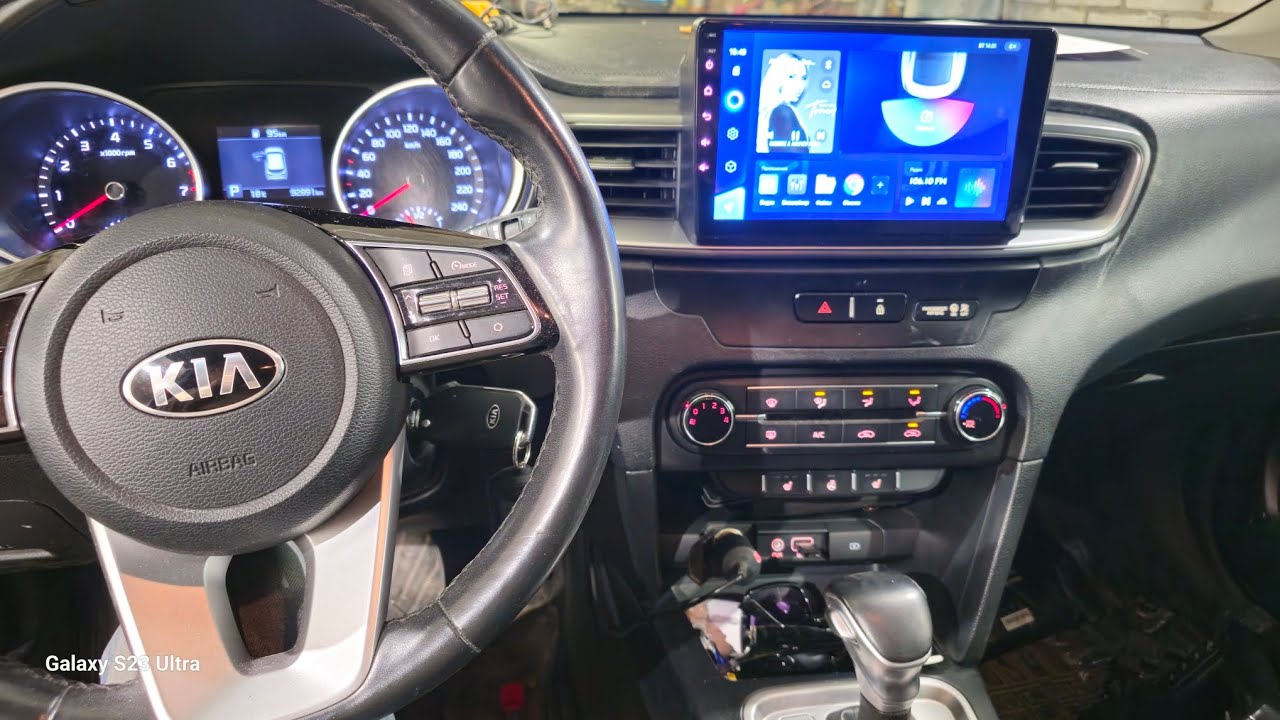 замена штатной магнитолы на андроид TEYES на Kia Ceed 3 2019г