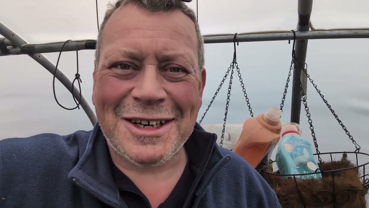THE LITTLE FARMS LITTLE EPIC - BUILDING SOIL AND RAISING BARNS FOR THE HOMES TEAD FARMER
