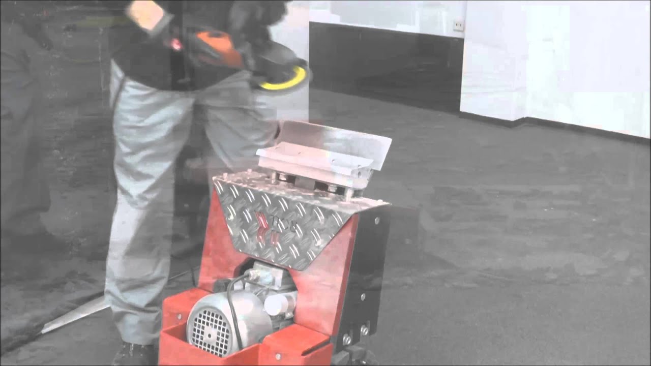 Entfernen vom Steinteppich mit dem ROLL-STRIPPER RO-2