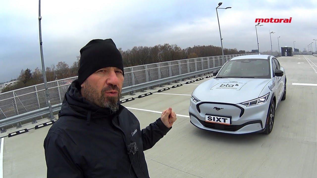 Elektromobilio Ford Mustang Mach-E testas