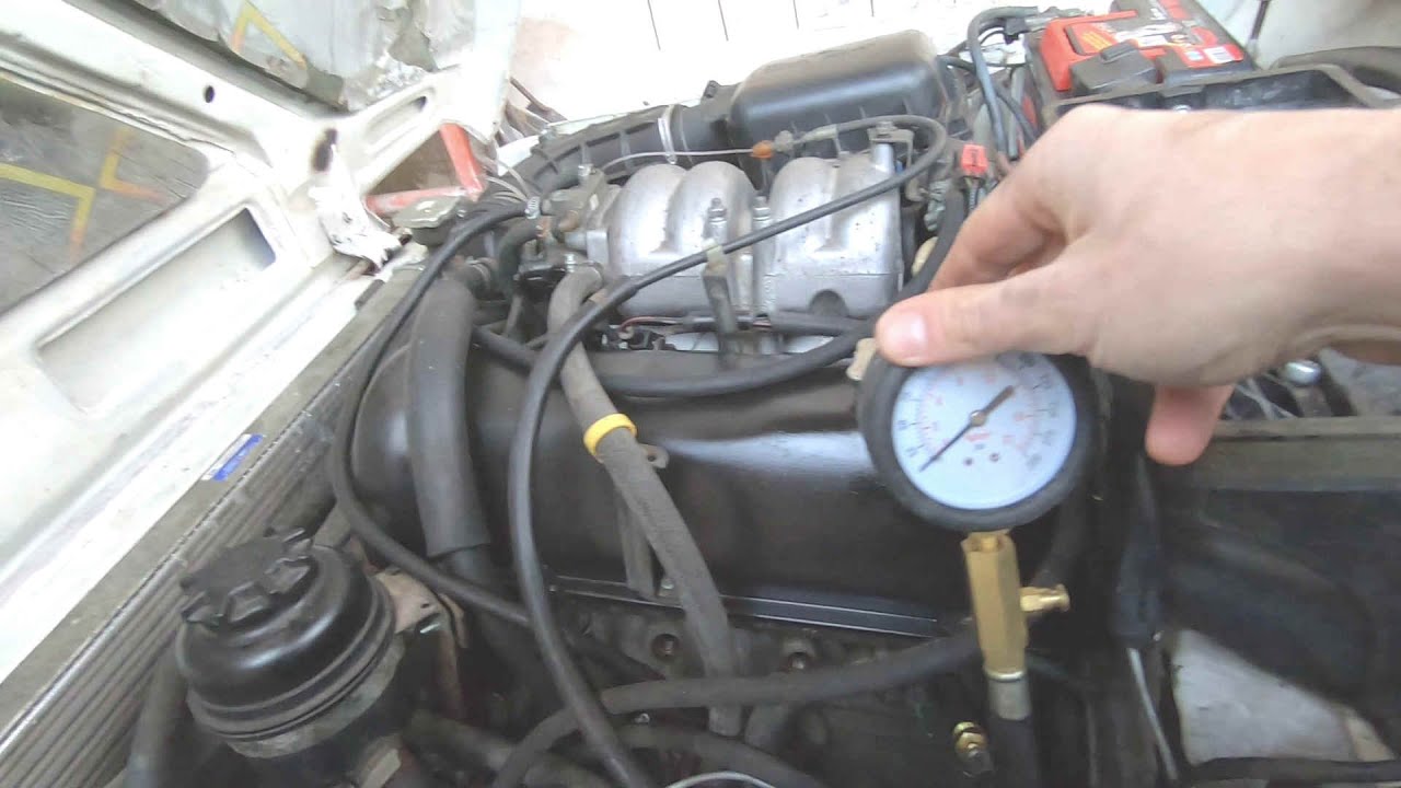 Cylinder compression test  Lada Niva 1.7i