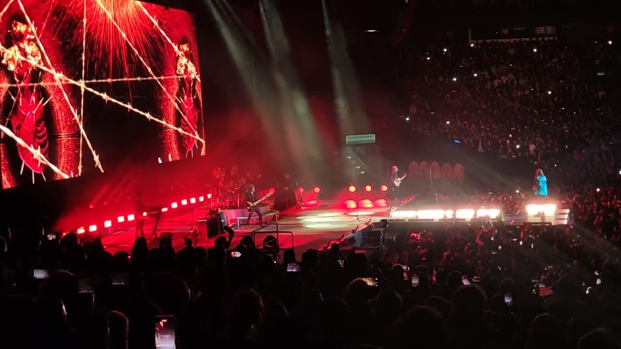 Maná en concierto tour 'México Lindo y Querido',  Palacio de los deportes, México 6 de Dic 2024 1/2