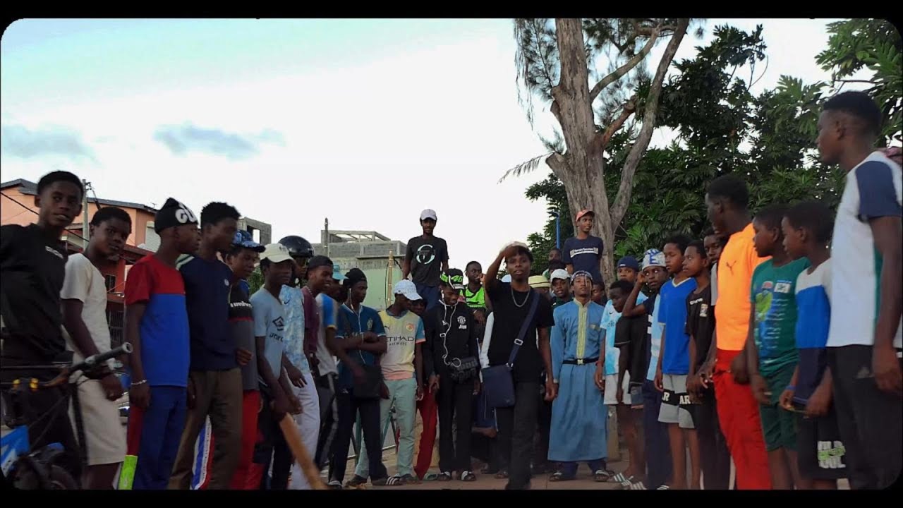 𝐌𝐀𝐅𝐈𝐀 𝐁𝐄𝐍-𝐋𝐀𝐃𝐄𝐍 - SAOUDIEN (Clip Officiel).