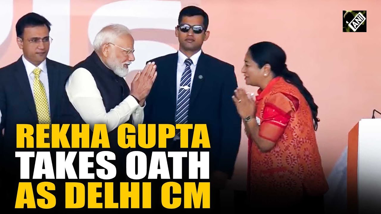 Rekha Gupta takes oath as Delhi's New Chief Minister