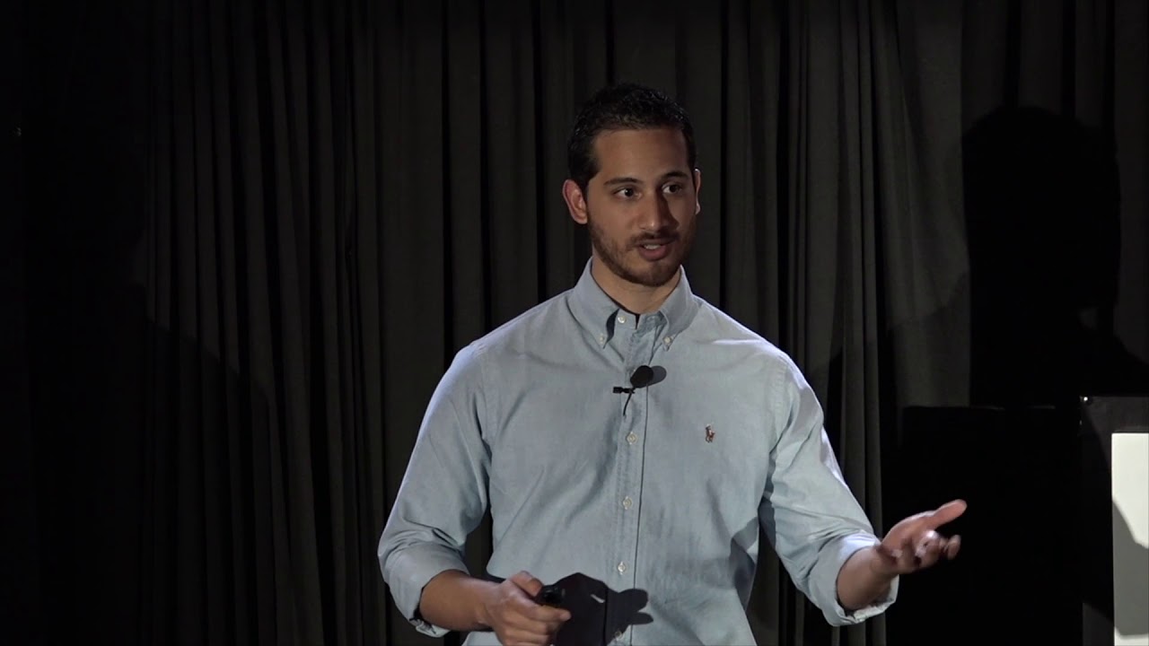 El éxito se encuentra en poner atención a los detalles | Álvaro Bóleres | TEDxINCAE