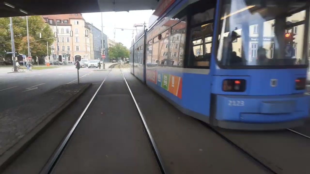 Eine Straßenbahnfahrt mit der Linie 16 von  Romanplatz nach  Effnerplatz in  München