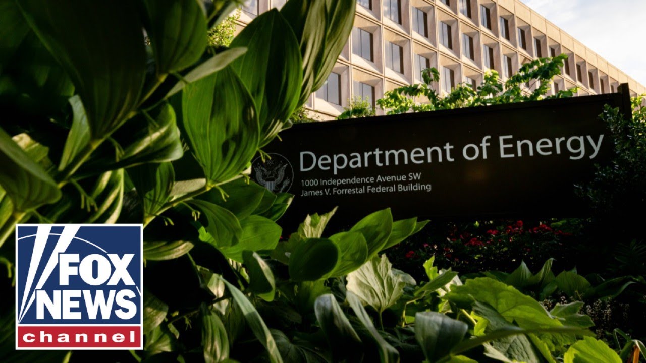 Energy Department issues NEW order to stop blackouts amid historic winter storm