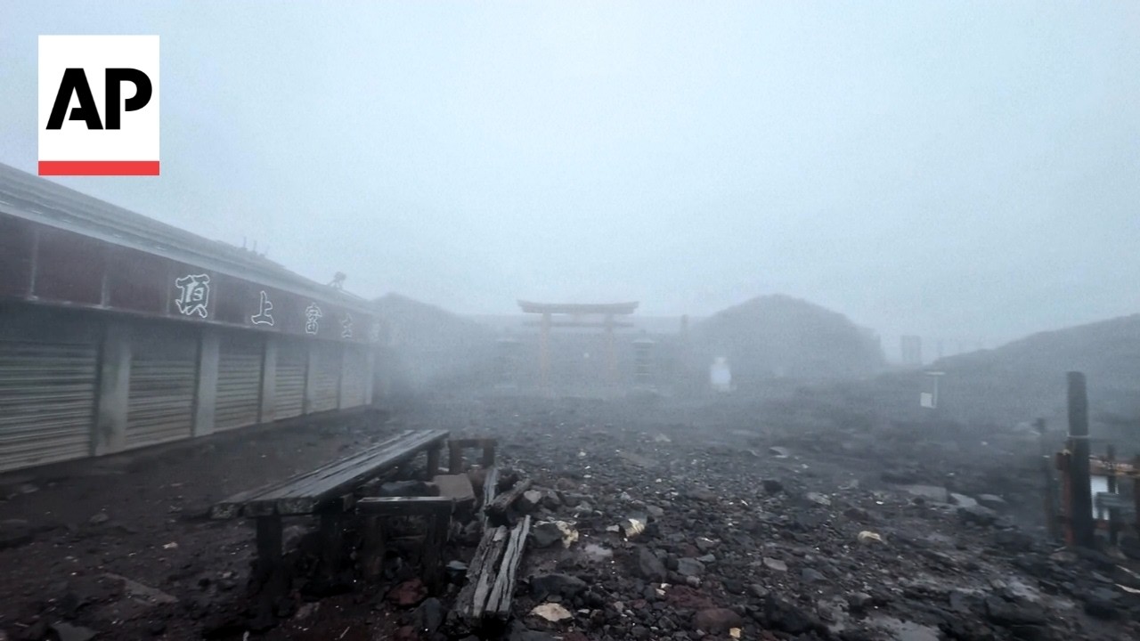 Meet the photographer who lives at the top of Mount Fuji in Japan