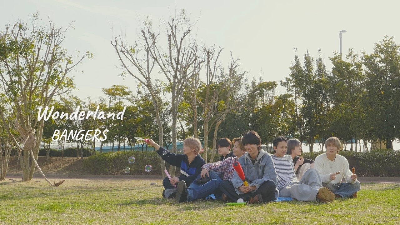 BANGERS【Wonderland】- Holiday Film -