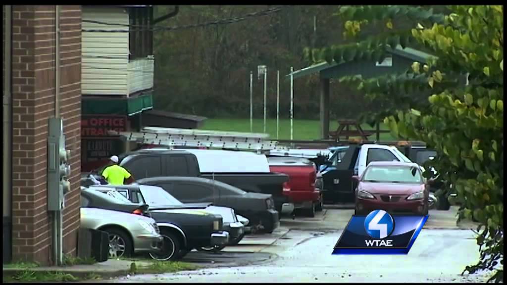 Uniontown man shot in back while driving