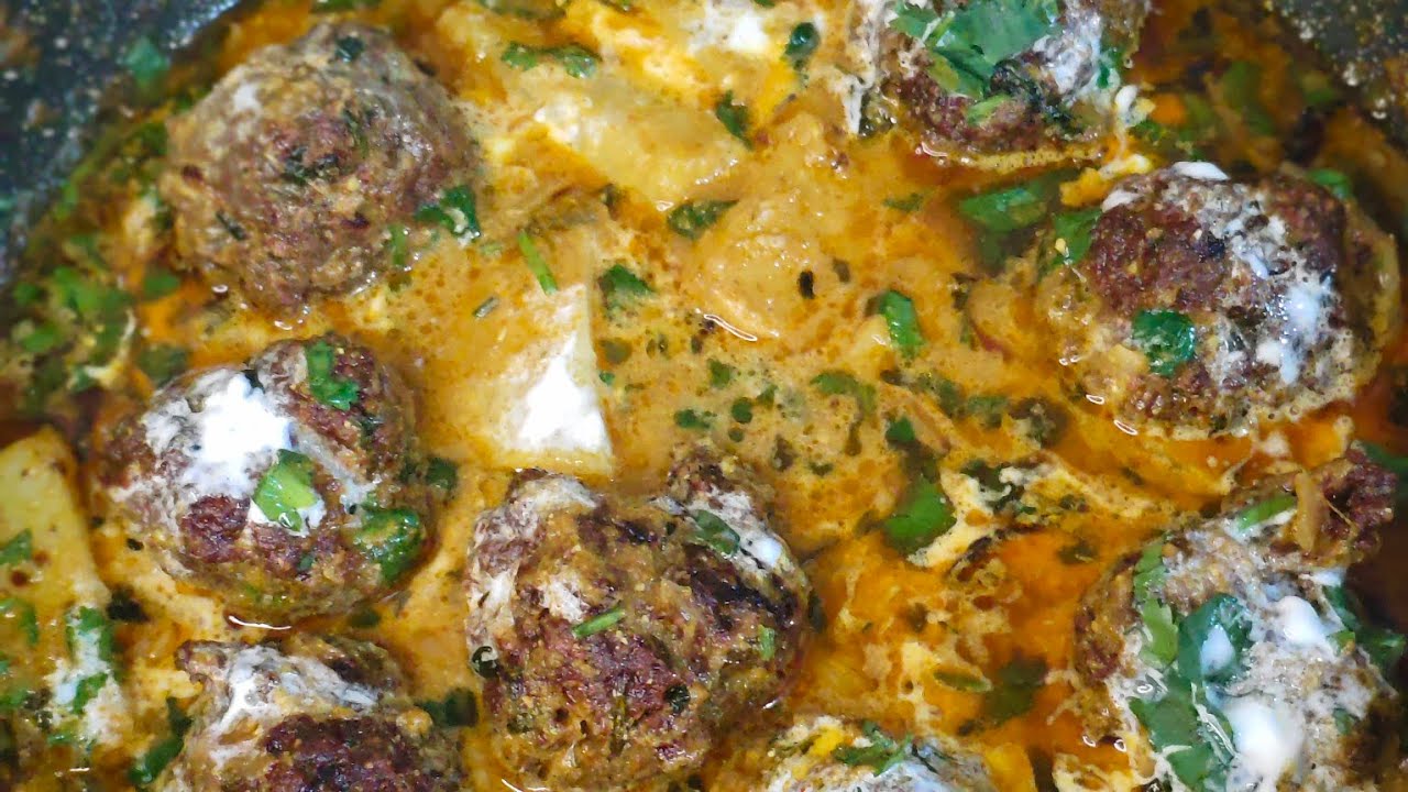 Soft or juicy kofta curry recipe l Bade ka kofta curry 
