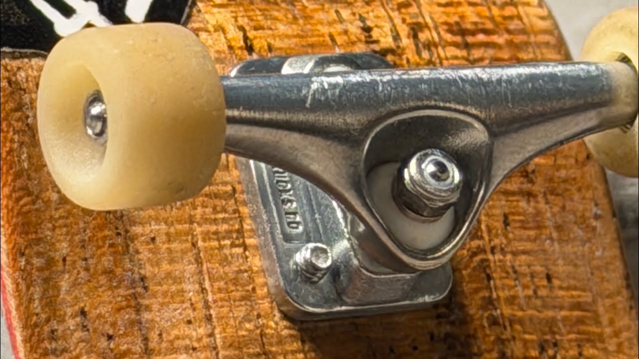 SB trucks FB unboxing and review!
