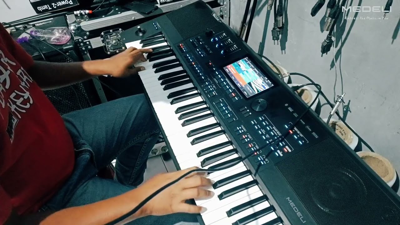 Belajar Cover lagu dangdut TERPAKSA (Rhoma Irama ) menggunakan keyboard MEDELI AKX10