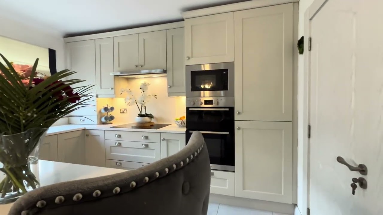25 Glenealy Downs