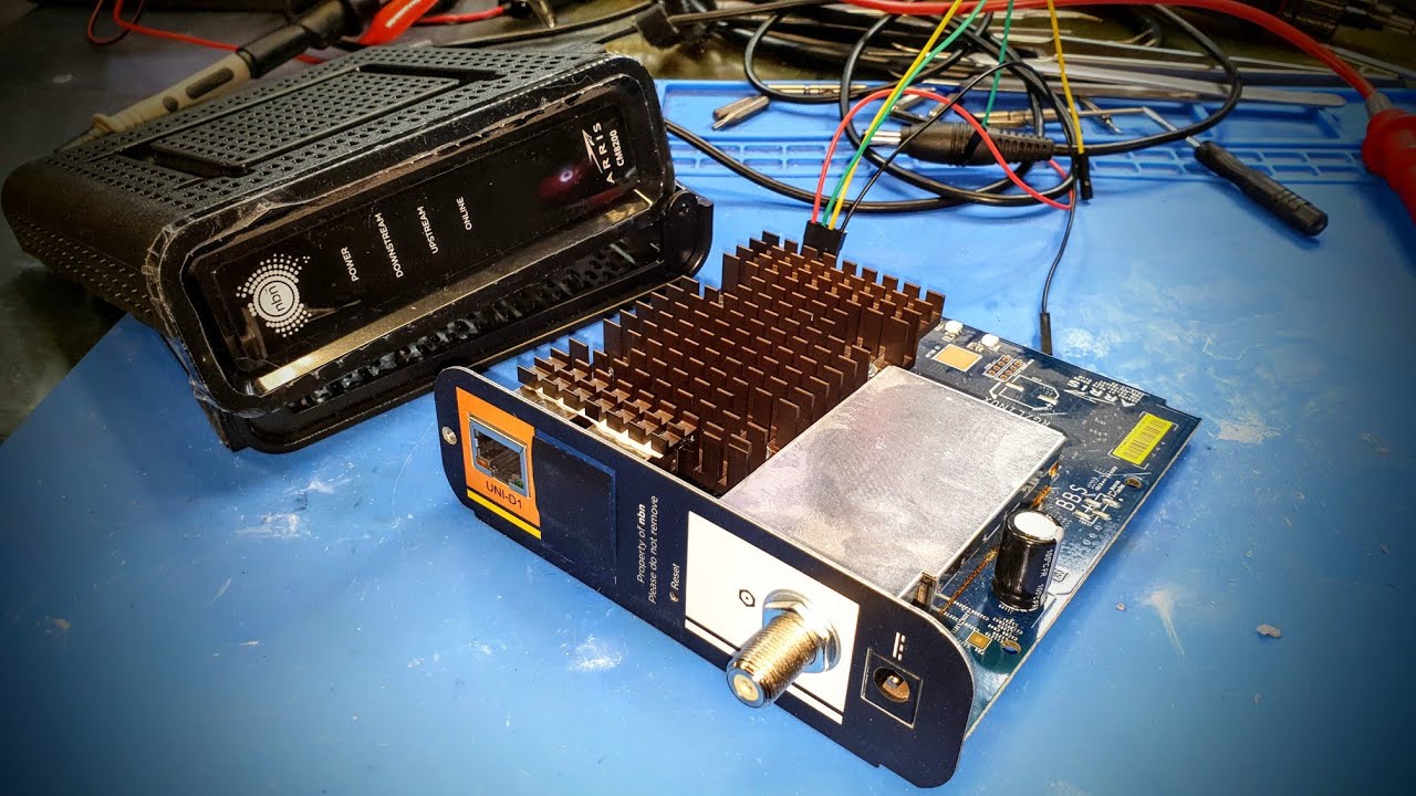 ARRIS SURFboard SB8200 DOCSIS 3.1 NBN Disassembly JTAG Port probes and disassembly SB8200B