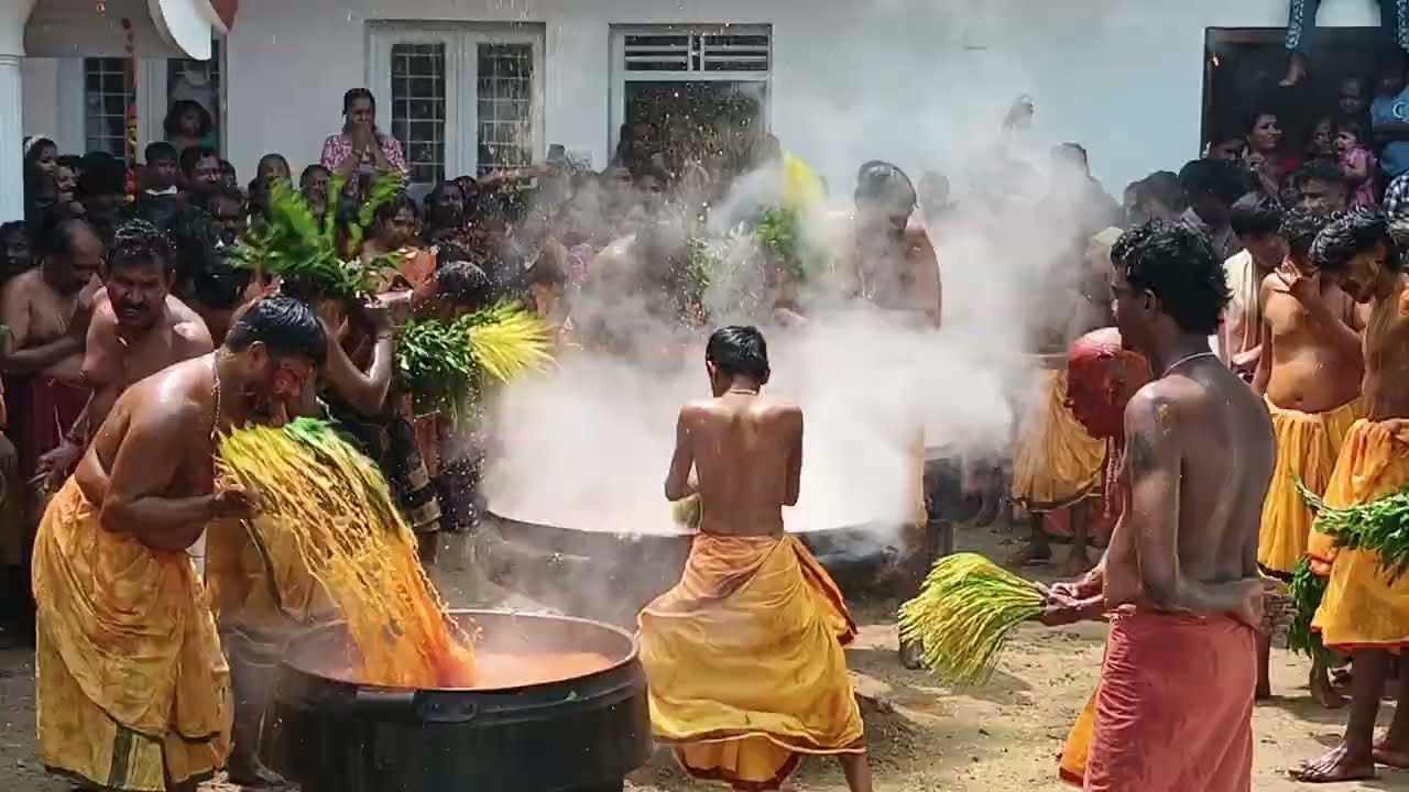 ശ്രീ രേണുകാദേവി മാരിയമ്മൻ കോവിൽ കാരോത്ത് പറമ്പ് - Sri Renukadevi Mariyamman Kovil Karoth Parambu