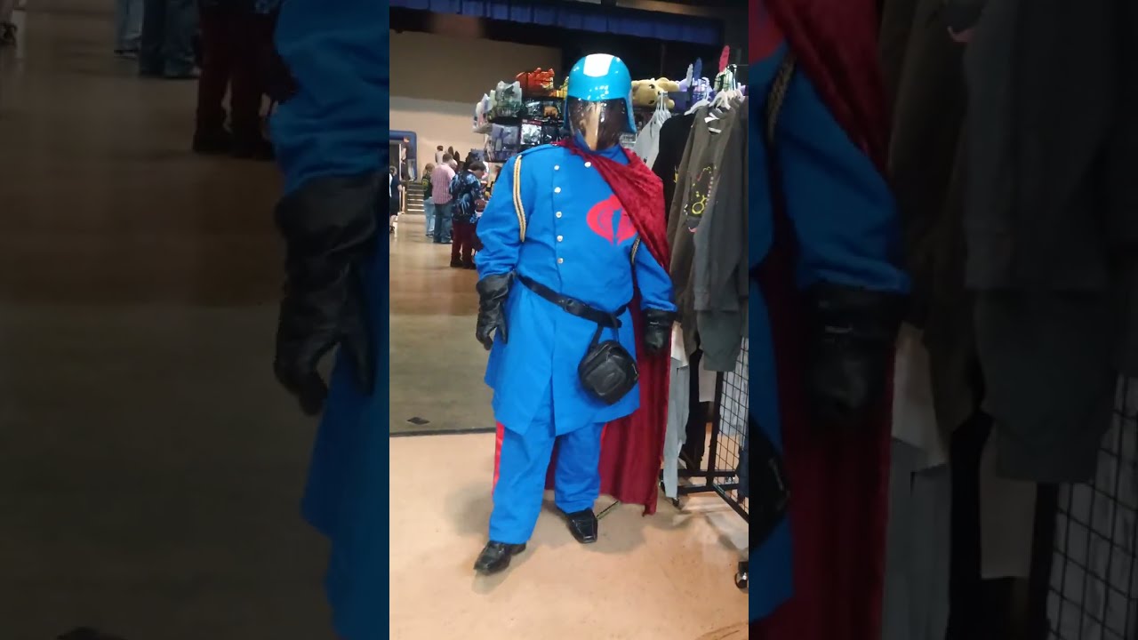 Cobra commander at The West Tennessee comic con #gijoe #comiccon #cosplay #cobracommander 