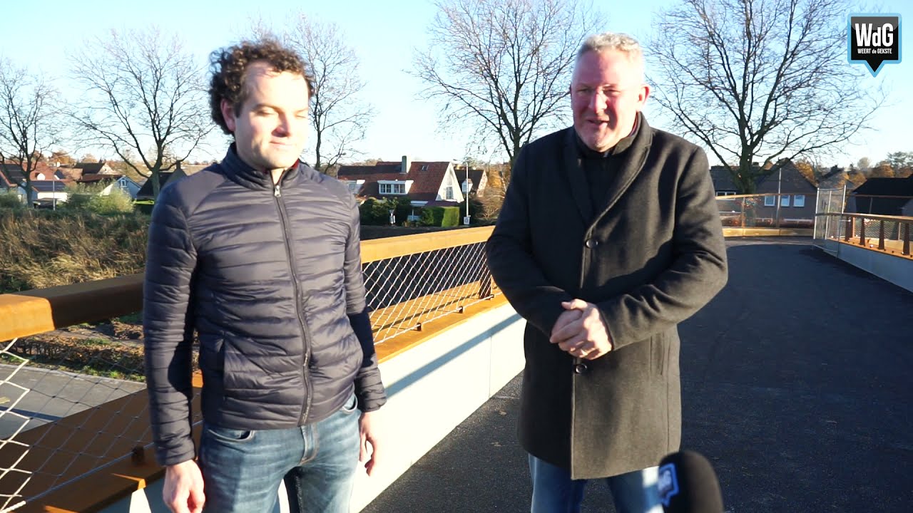 Nieuwe fiets- en voetgangersbrug in Weert is open