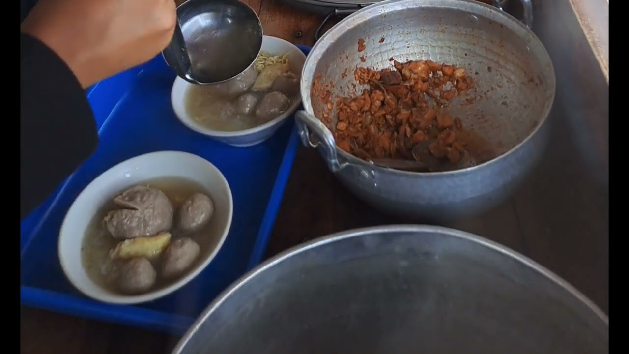 Bakso Urat Mantep Wonogiri #bakso #mukbangbakso #baksourat #baksotetelan