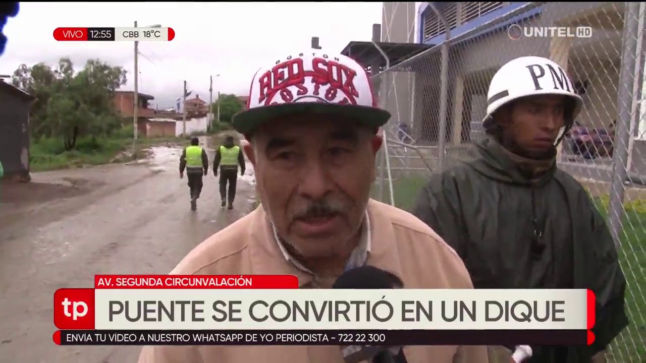 Segundo ingreso de mazamorra dejó las calles con piedras y agua en Tiquipaya