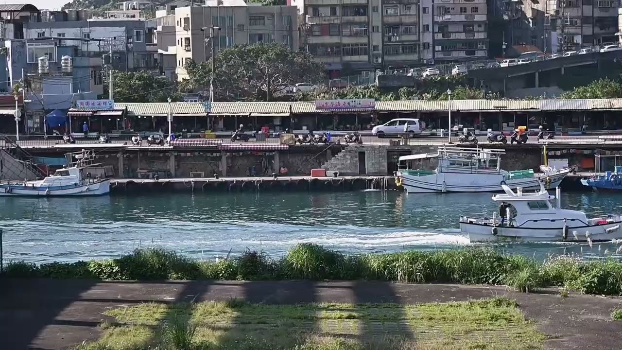 有點熱的周末情人節。正濱漁港。彩虹屋。